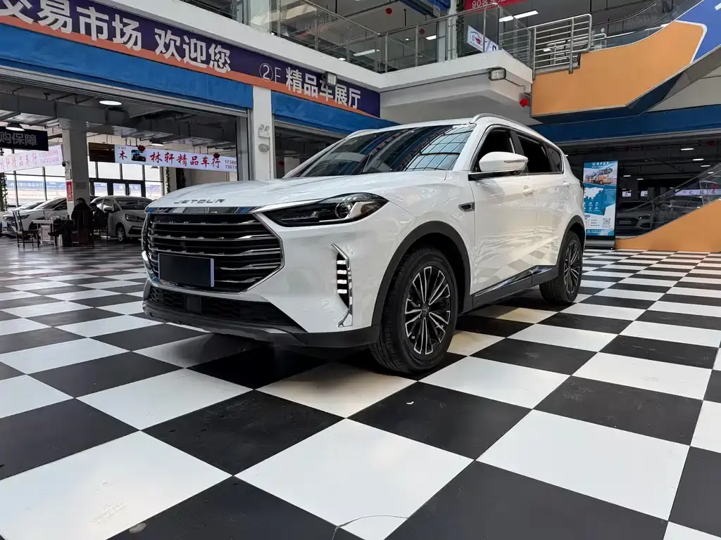Jietu X70 PLUS 2021 facelift 1.5T DCT Mountain PRO 7 seats