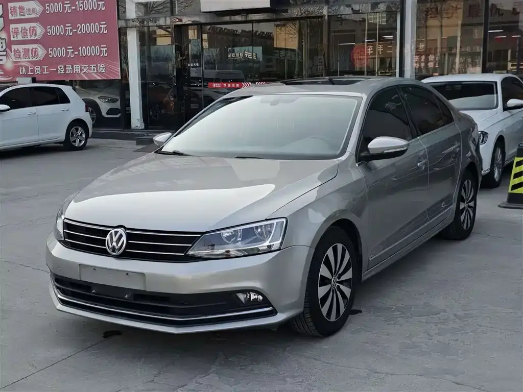 Sagitar 2018 180TSI DSG Premium Edition