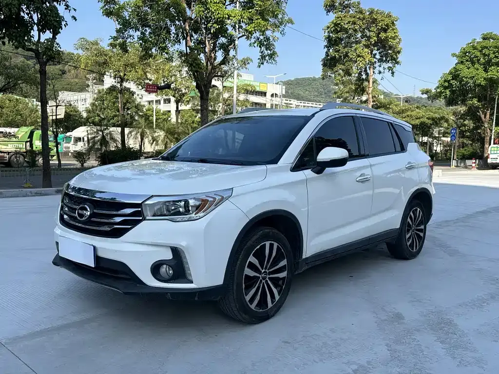 Trumpchi GS4 2015 200T G-DCT Premium Edition