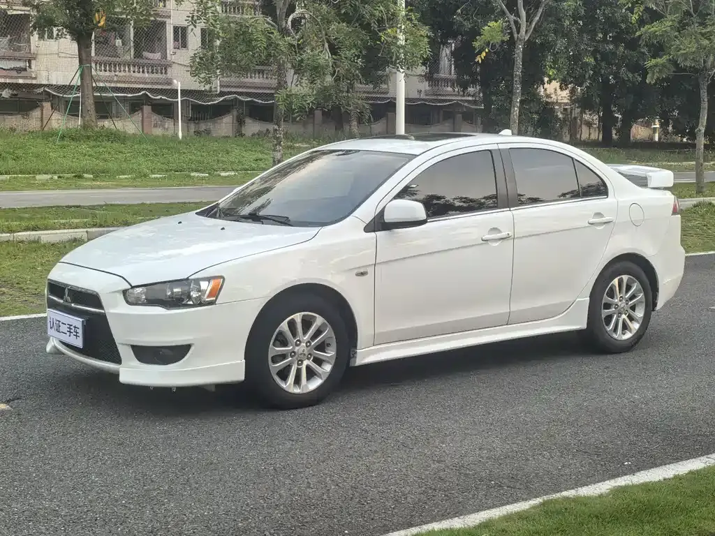Yishen 2012 Zhishang Edition 1.8L CVT Luxury Model