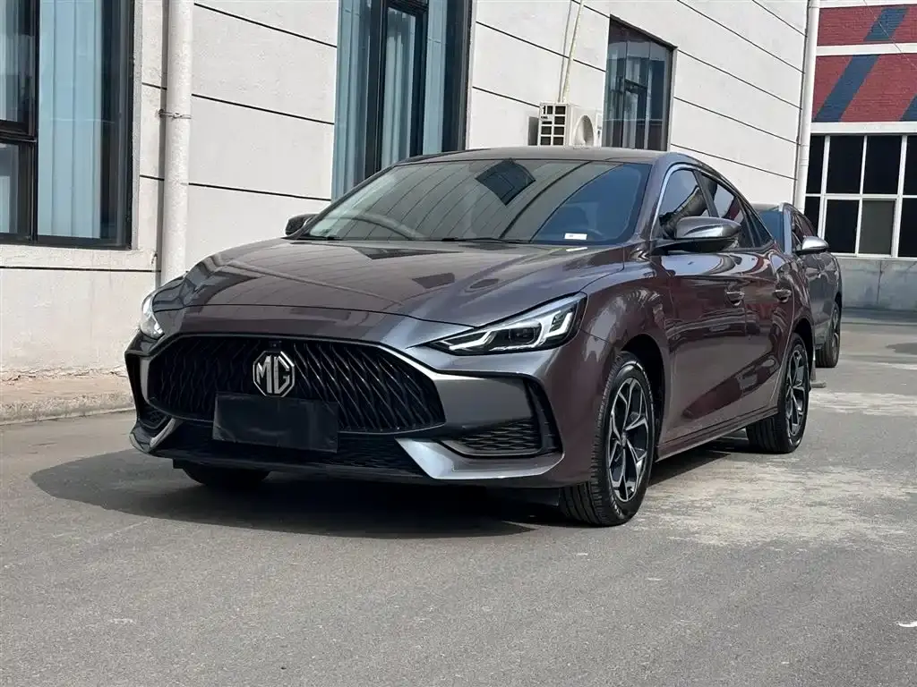 MG5 2023 180DVVT CVT Deluxe Edition