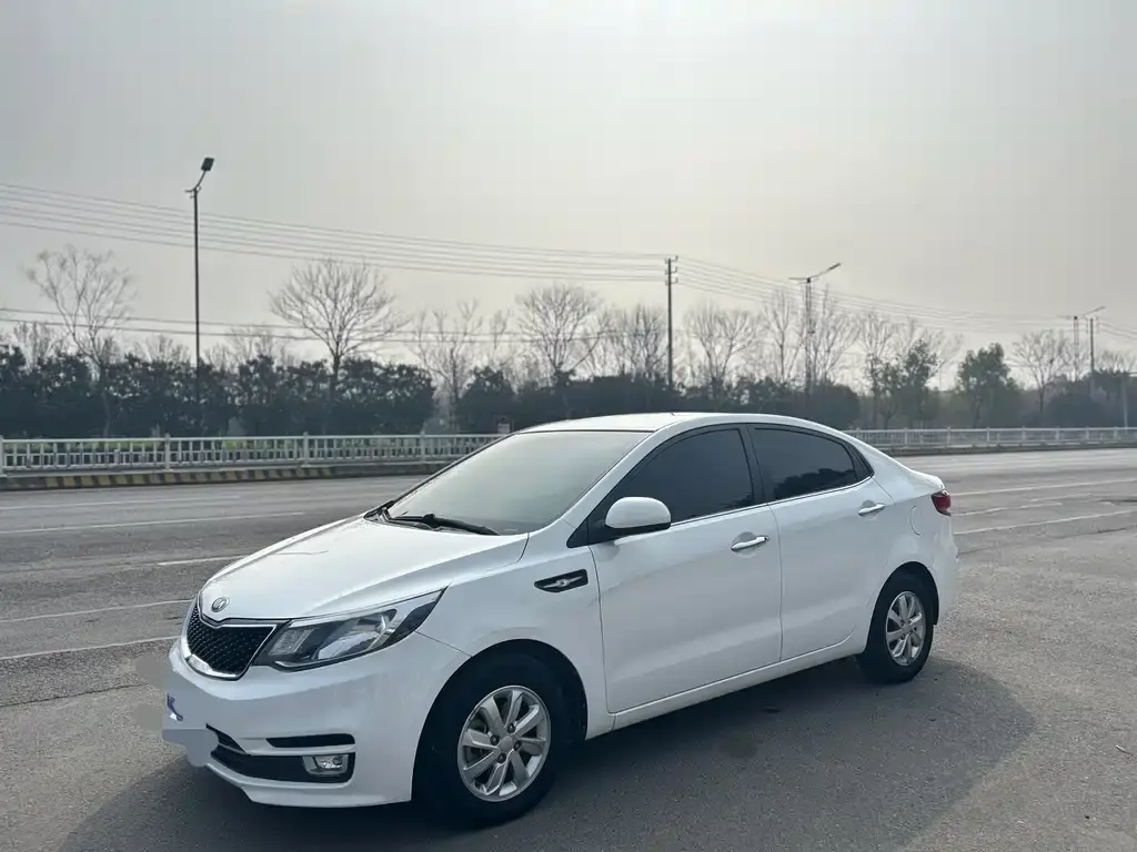 Kia K2 2015 Sedan 1.4L AT GLS