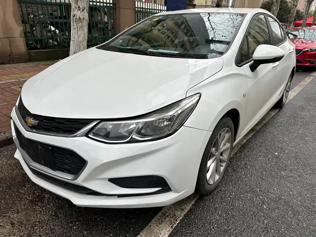 Cruze 2018 320 Automatic Pioneer Sunroof Edition