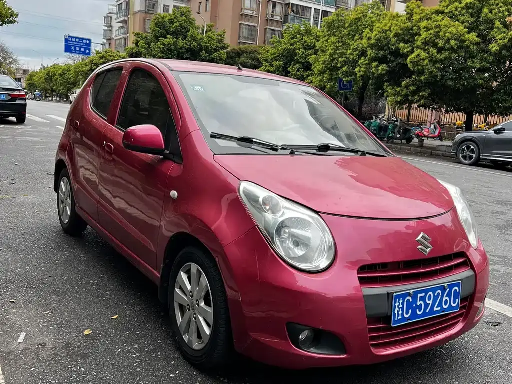 Alto 2013 1.0L manual luxury model