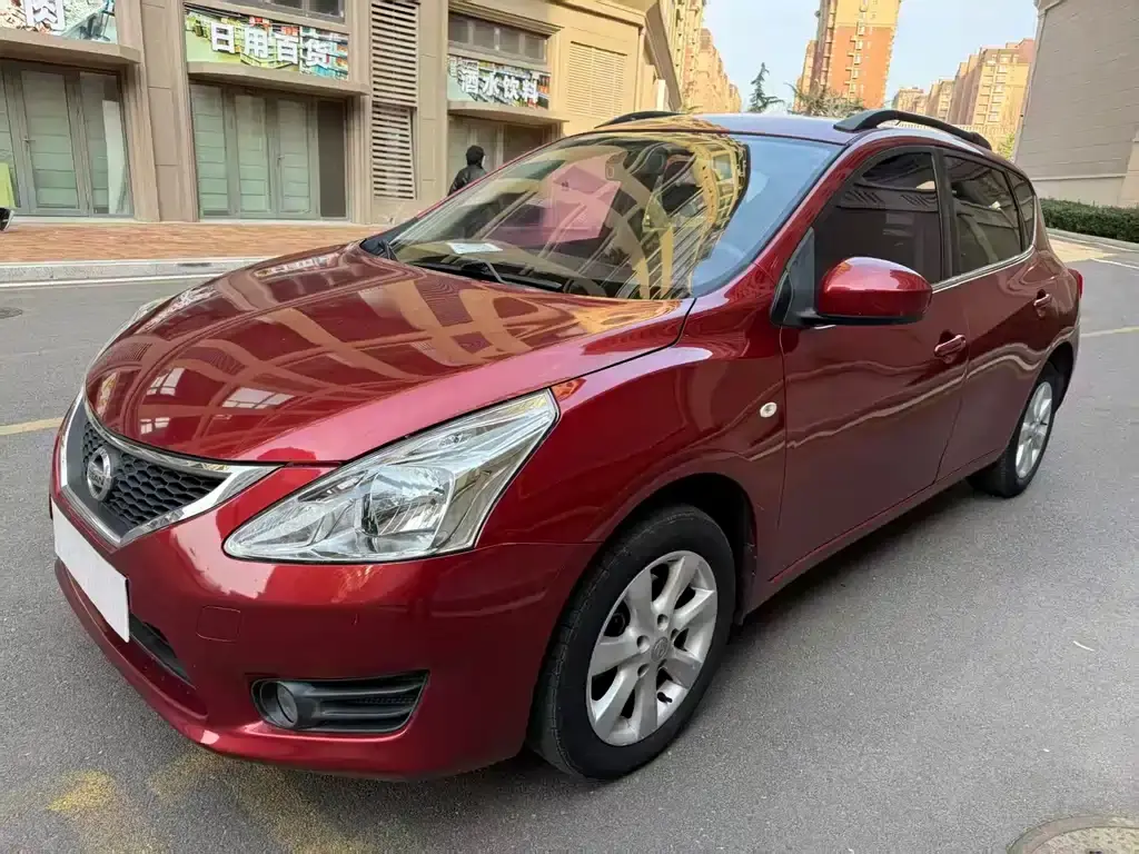 Tiida 2013 1.6L CVT cool version