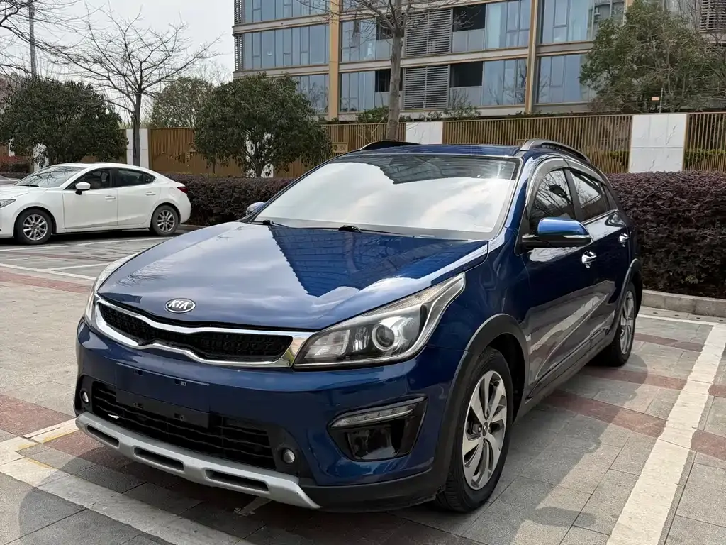 KX CROSS 2019 1.6L automatic smart sunroof version National VI