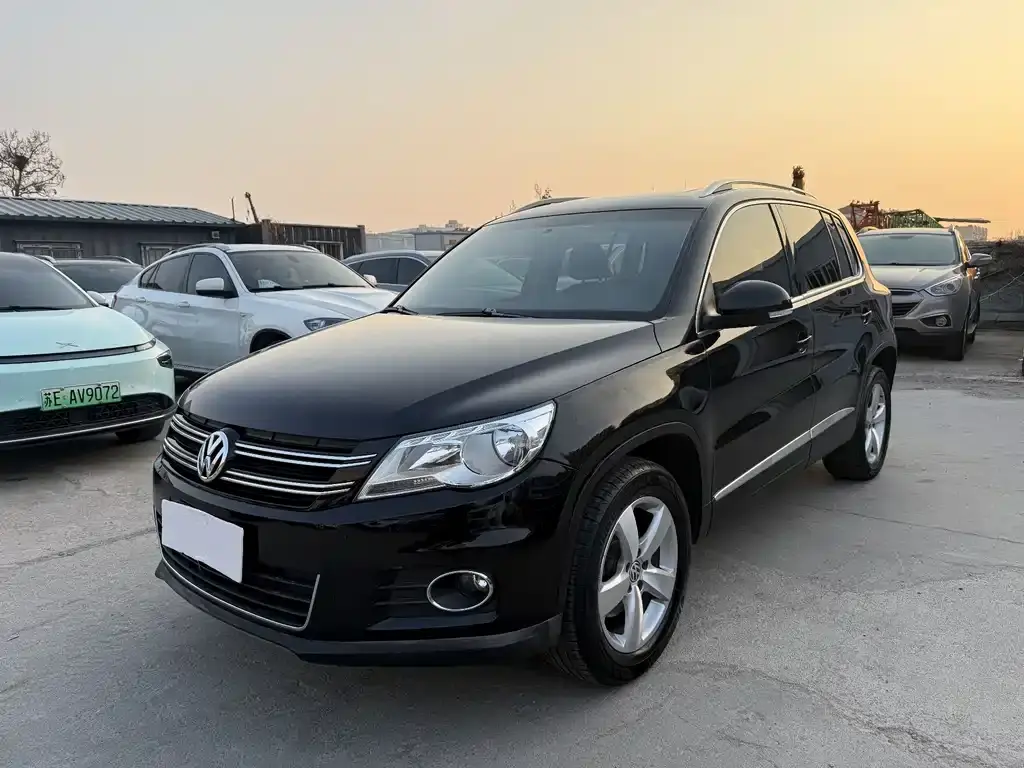 Tiguan 2012 1.8TSI automatic two-wheel drive elite version