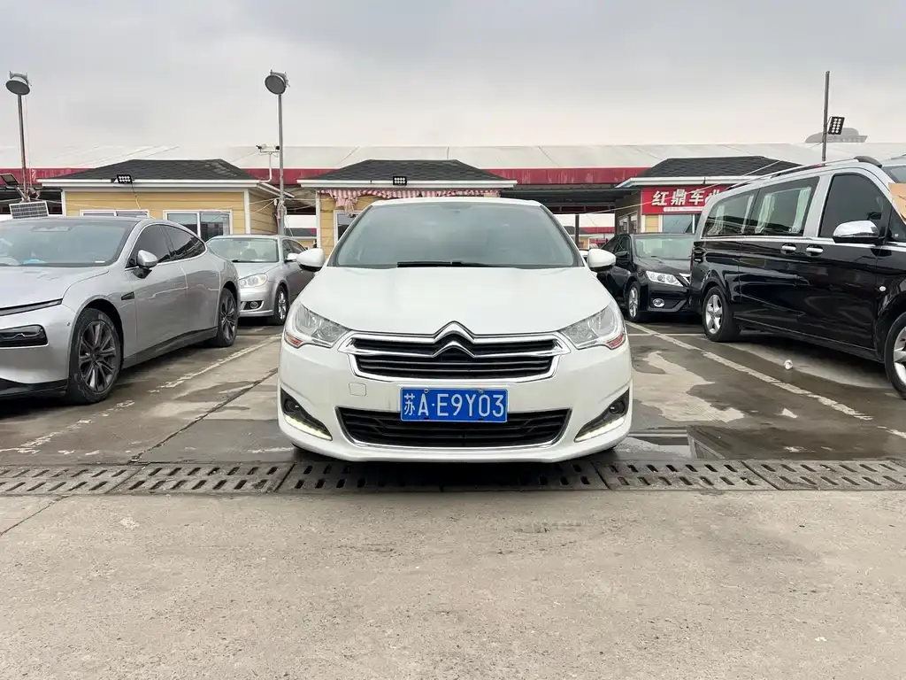 Citroen C4L 2015 1.8L automatic luxury version