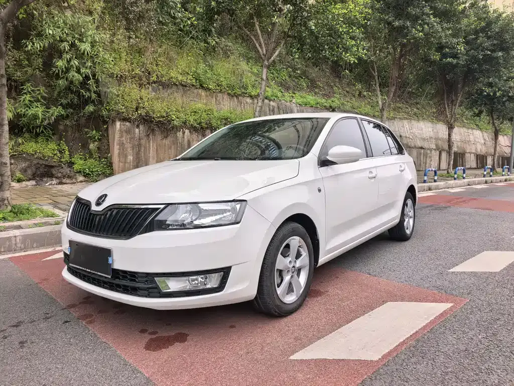 Xindong 2016 facelift 1.6L automatic version