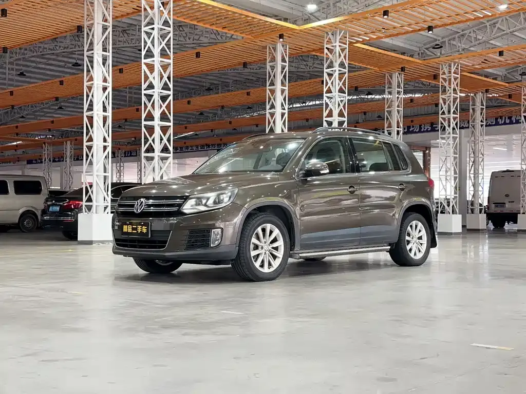 Tiguan 2016 280TSI automatic two-wheel drive Silk Road Comfort Edition