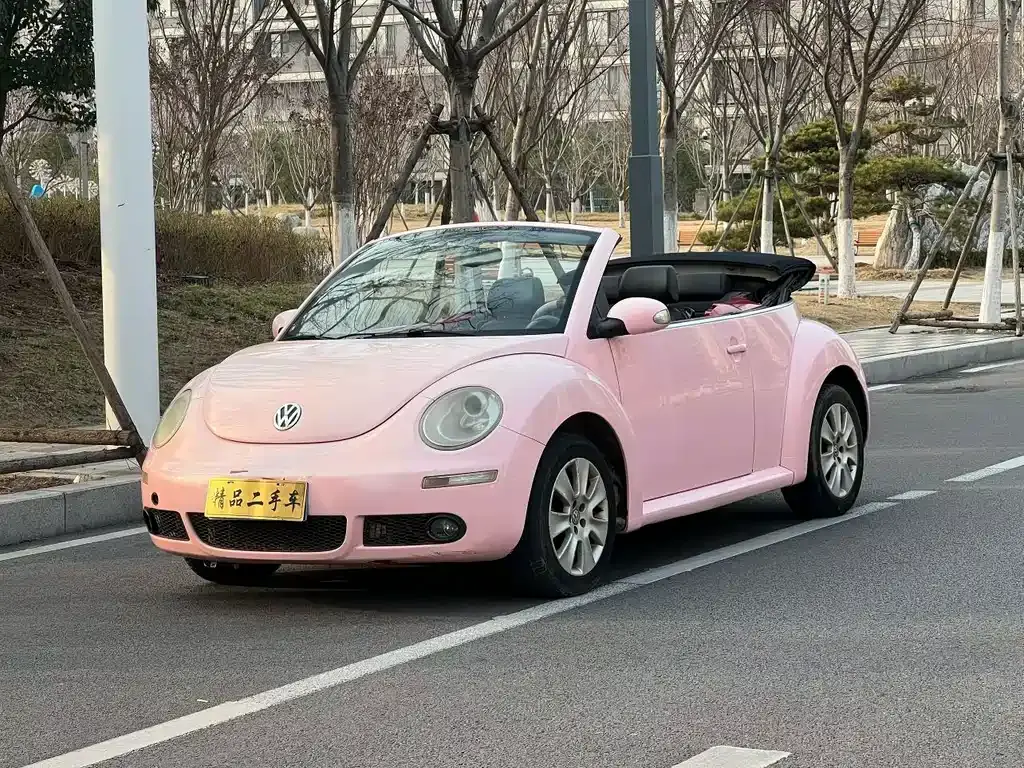 Beetle 2010 2.0 BlackOrange Convertible Deluxe Edition