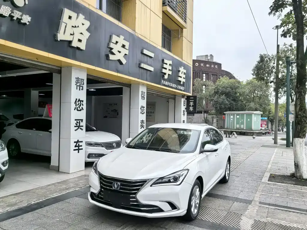 Eado 2019 1.6L GDI Manual Value Edition National VI
