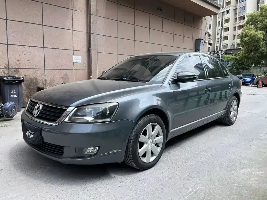 Passat 2009 2.0L MFI automatic exclusive model