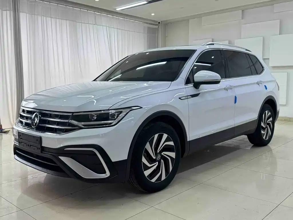 Tiguan L 2023 280TSI automatic two-wheel drive Chaochuang limited edition