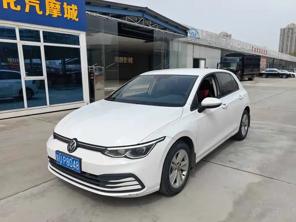 Golf 2021 200TSI DSG