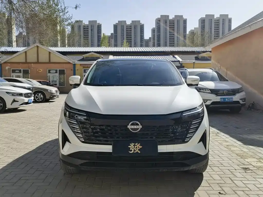 Qashqai 2025 facelift Honor 2.0L CVT XV+ leading version