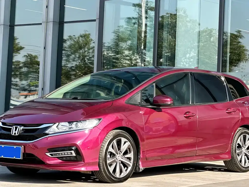 Jade 2017 210TURBO CVT Fashion Edition 5 seats