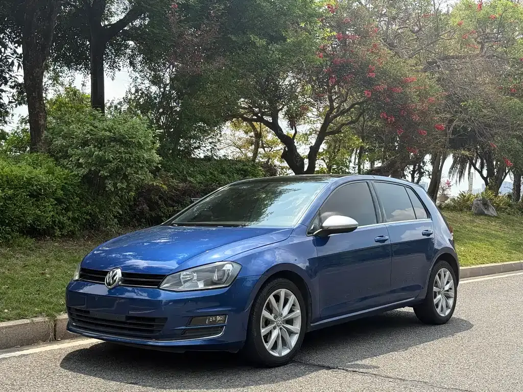 Golf 2014 1.4TSI automatic luxury model