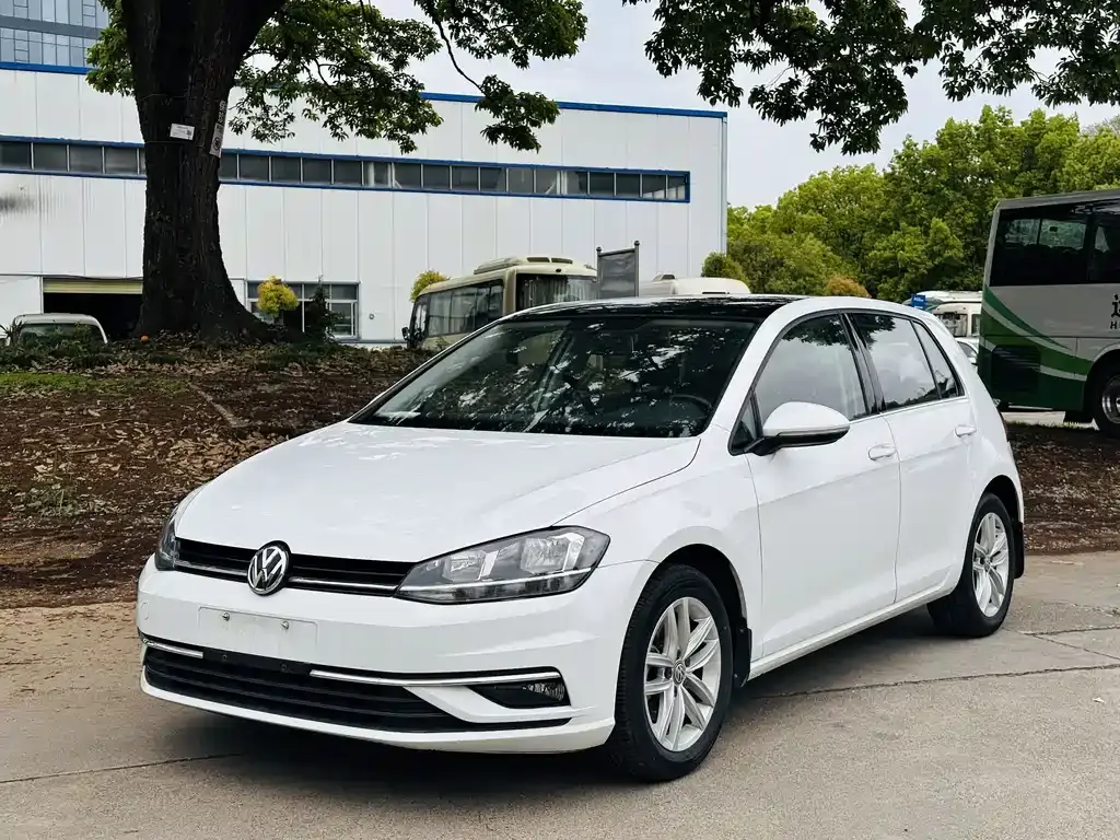 Golf 2018 230TSI automatic comfort type