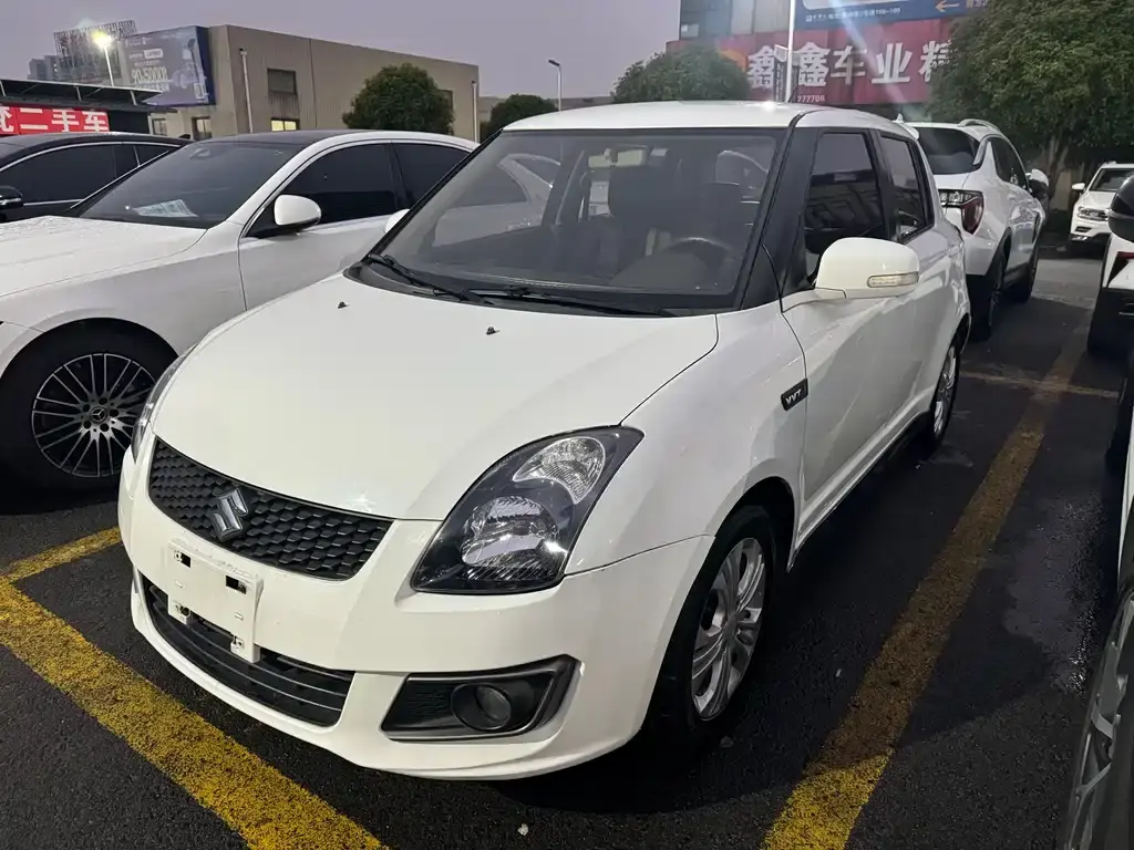 Swift 2016 1.5L automatic fashion cool version
