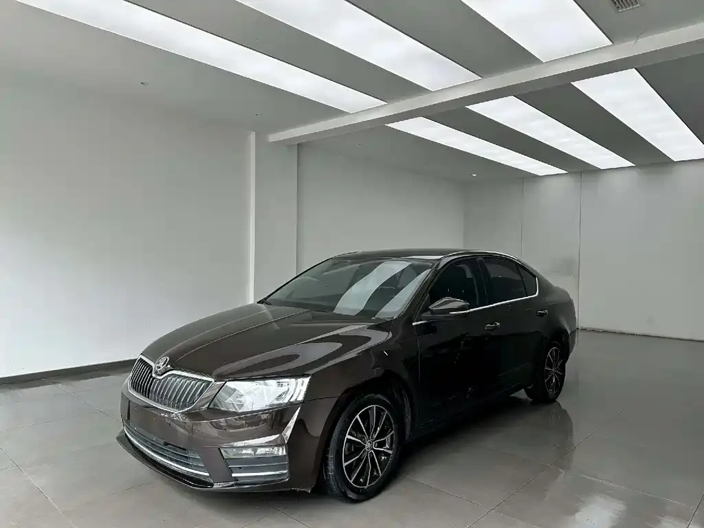 Octavia 2016 1.6L Automatic Intelligent Travel Edition
