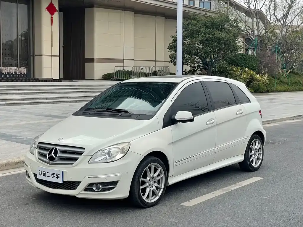 Mercedes-Benz B-Class 2009 B 200 Luxury