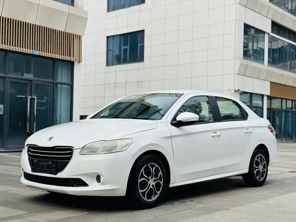 Peugeot 301 2016 1.6L automatic comfort version