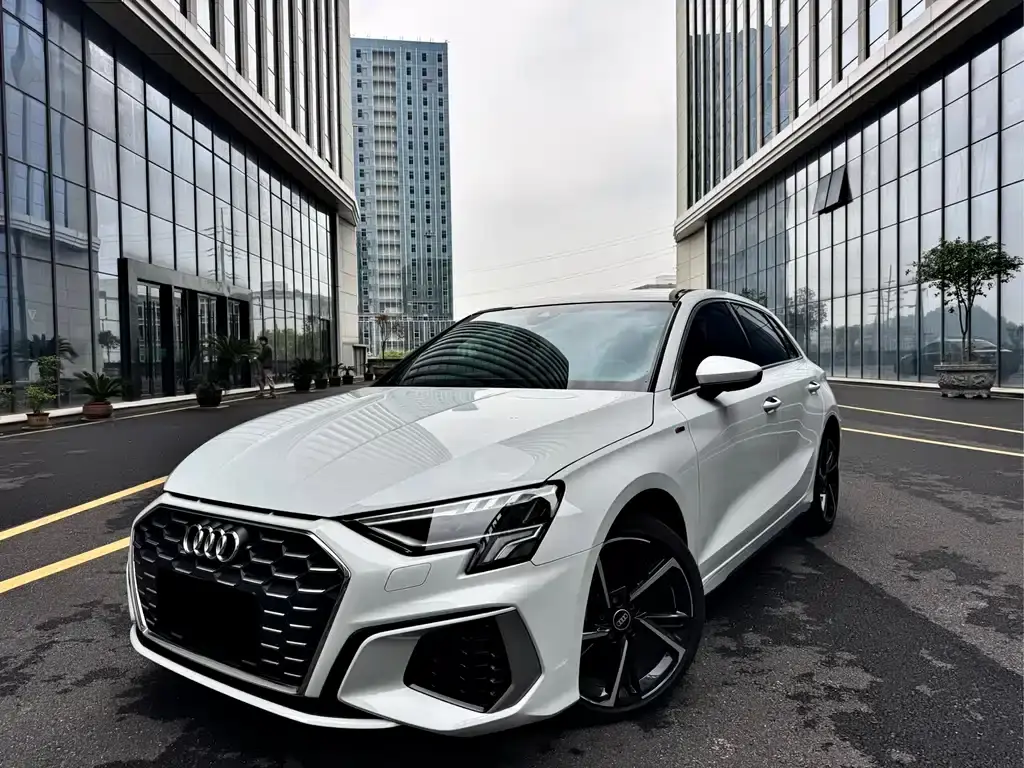Audi A3 2022 Sportback 35 TFSI stylish and sporty