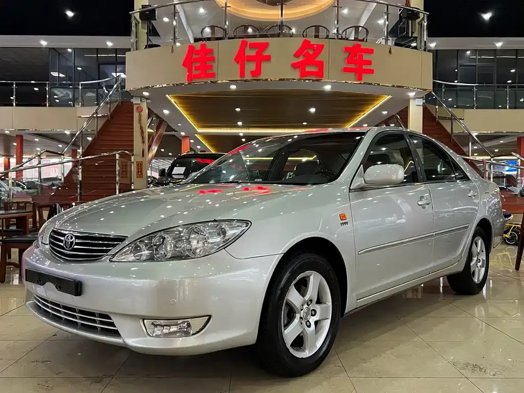 Camry (overseas) 2005 2.4 Deluxe Edition