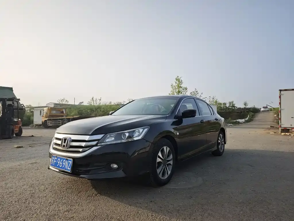 Accord 2014 2.0L EX Deluxe Edition