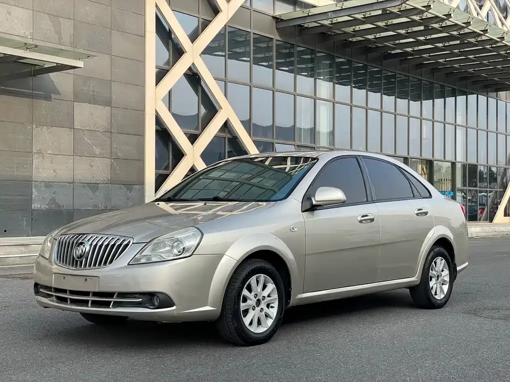 Excelle 2013 1.5L automatic classic