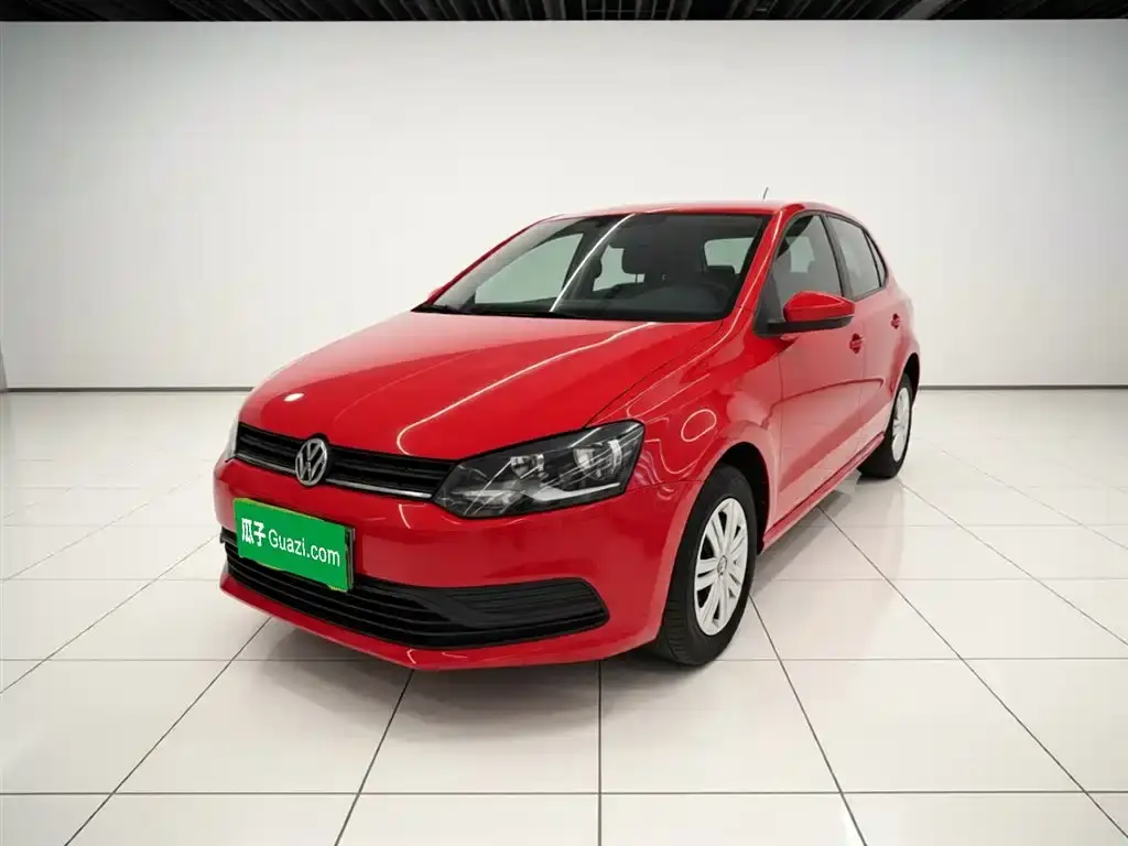 Polo 2016 1.4L automatic fashion model