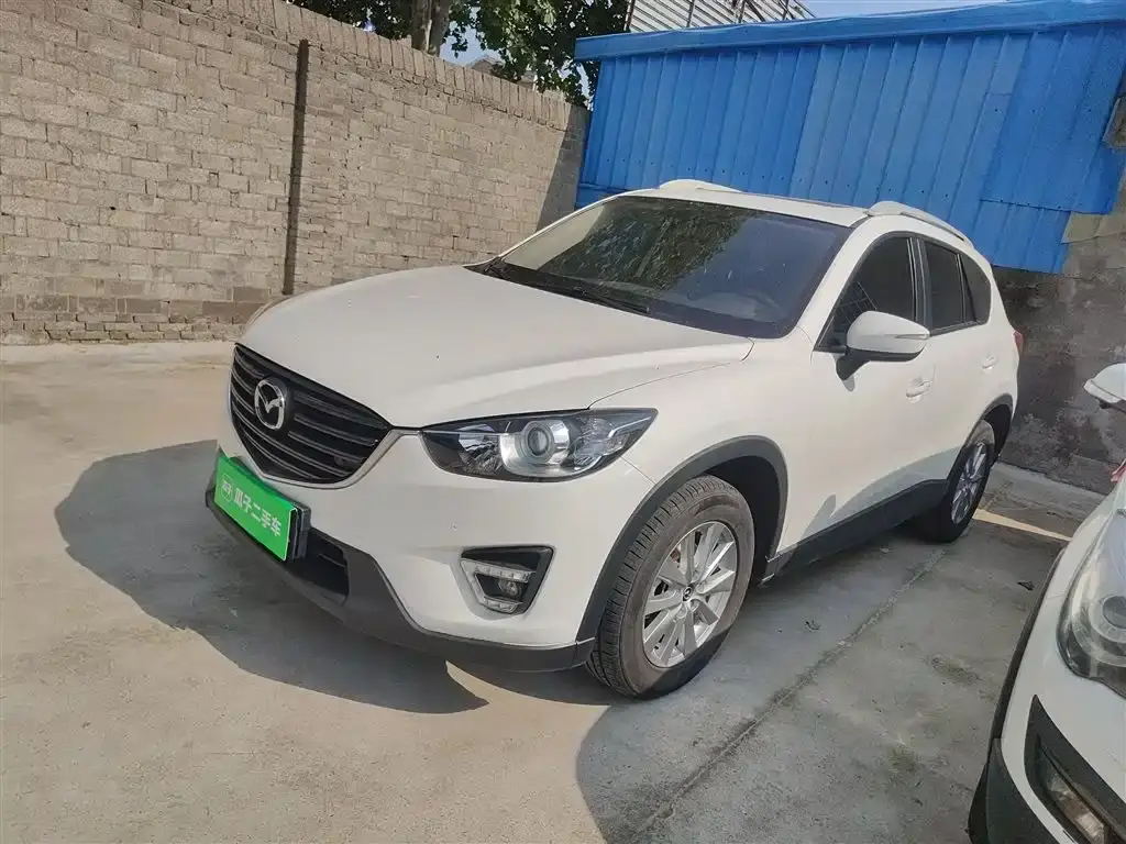 Mazda CX-5 2015 2.0L automatic two-wheel drive comfort model