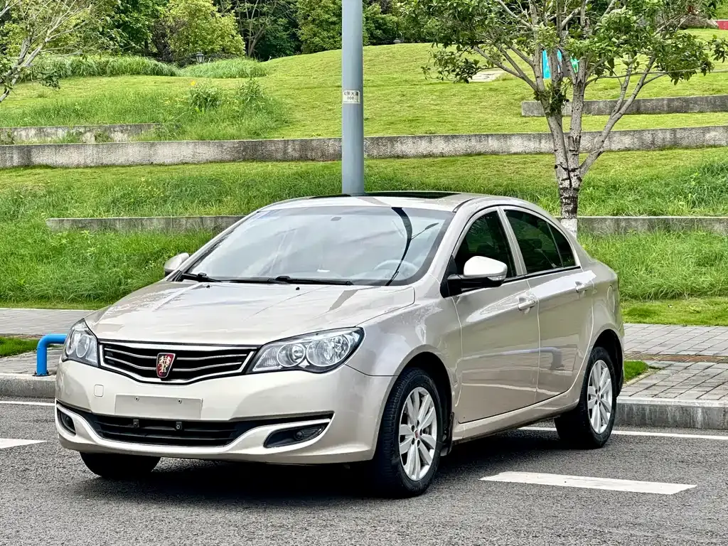 Roewe 350 2015 1.5L manual luxury sunroof version