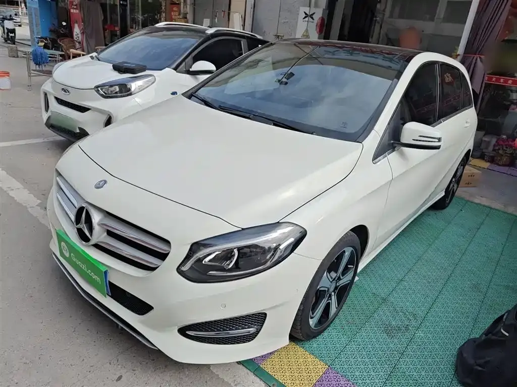 Mercedes-Benz B-Class 2016 B 200 Collection Edition