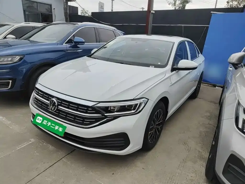 Sagitar 2025 facelift 200TSI DSG flyover version