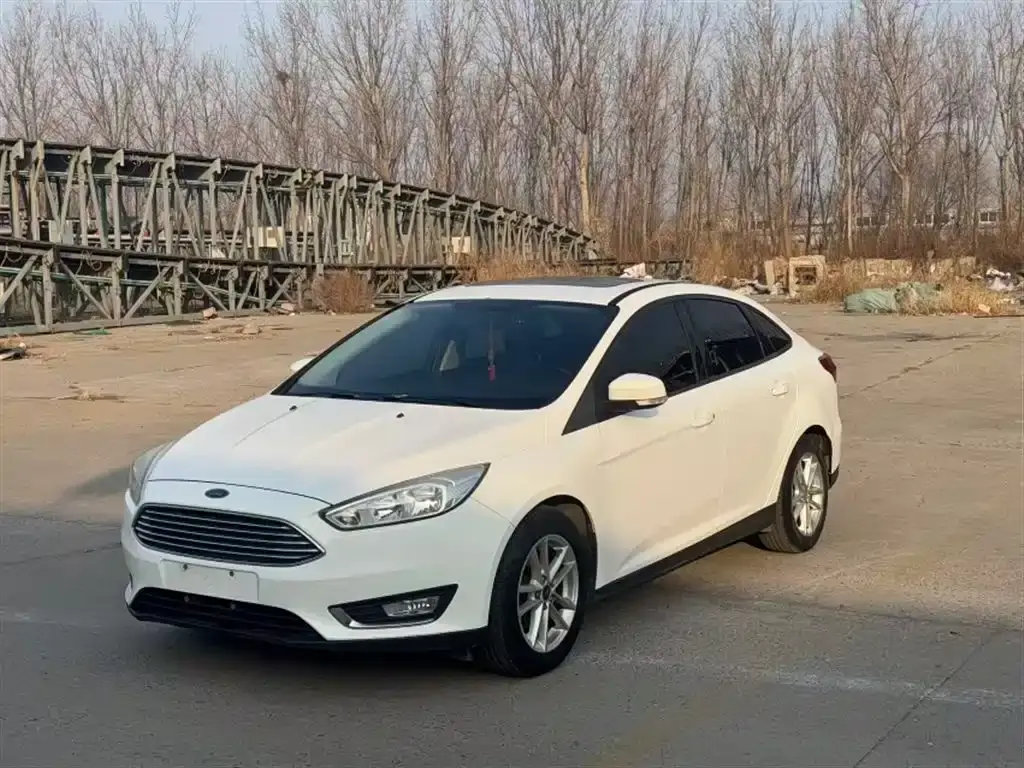 Focus 2017 sedan 1.6L automatic stylish smart mobility version