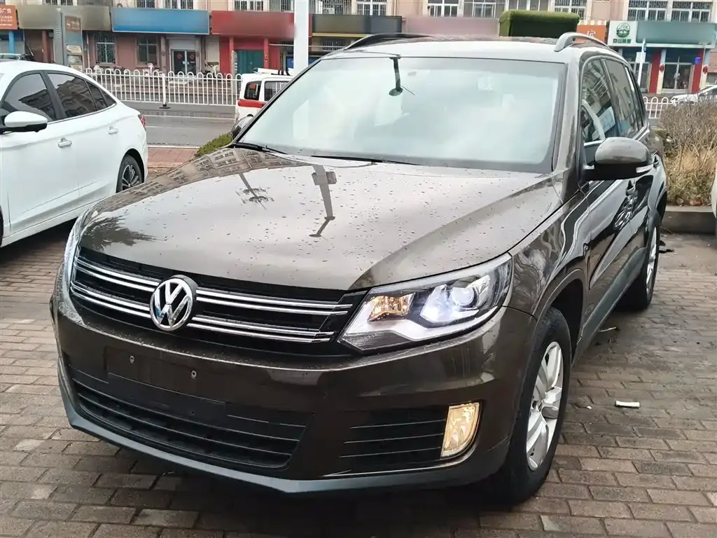 Tiguan 2015 1.8TSI automatic two-wheel drive fashion version