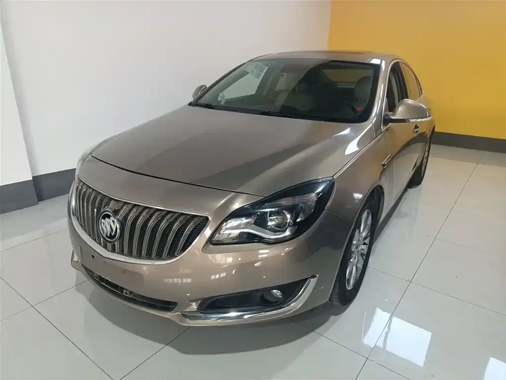 Regal 2014 2.0L Elite Fashion Model