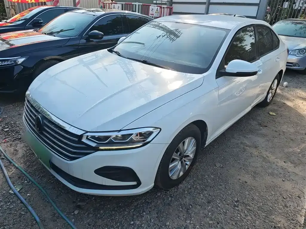 Lavida 2023 1.5L automatic Deyi version
