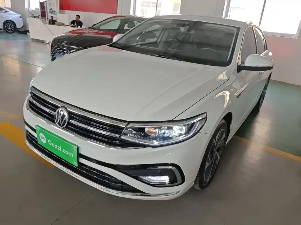 Bora 2023 300TSI DSG Premium Edition