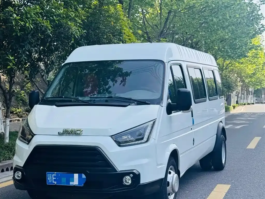 Teshun 2019 2.8T commercial short-axle mid-top 3-seater National VI JX493