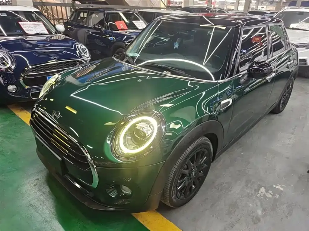 MINI 2018 1.5T COOPER Classic Five-Door Edition