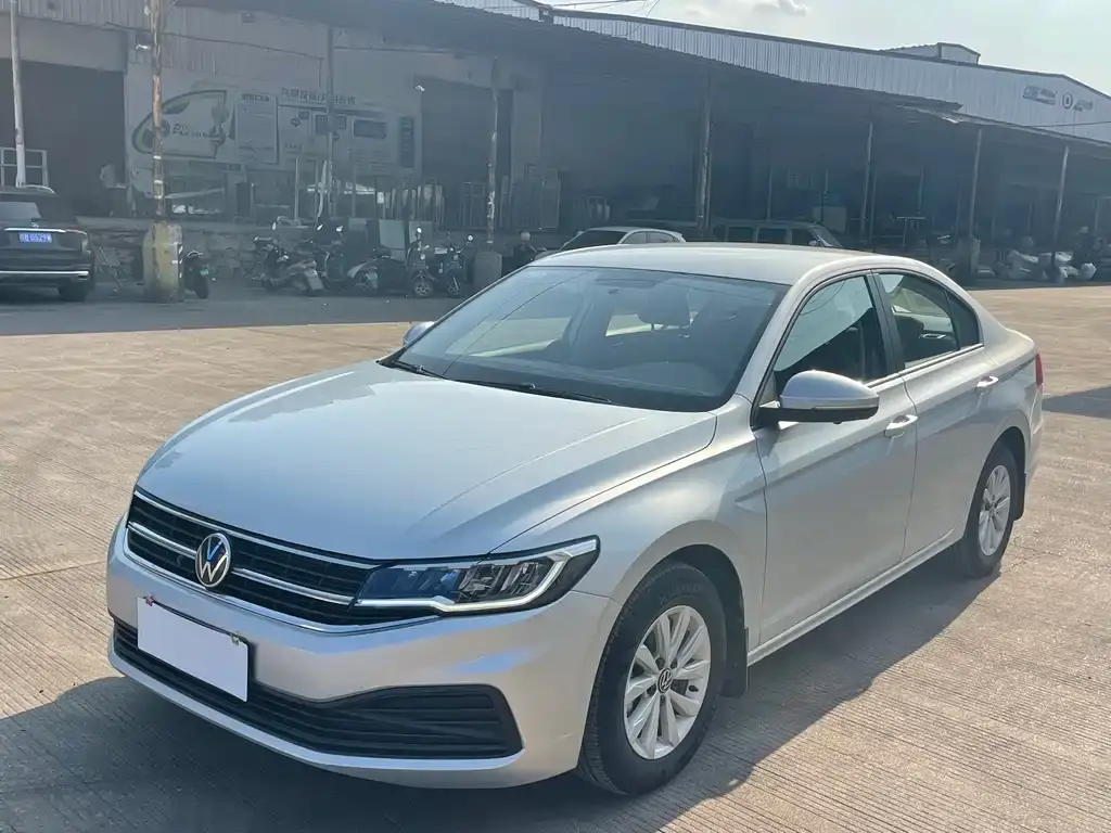 Bora 2021 1.5L automatic fashion smart connected version