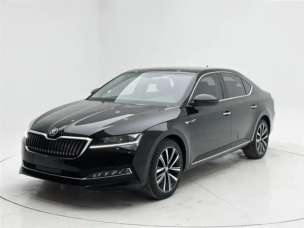 Superb 2023 facelift TSI280 DSG exclusive version