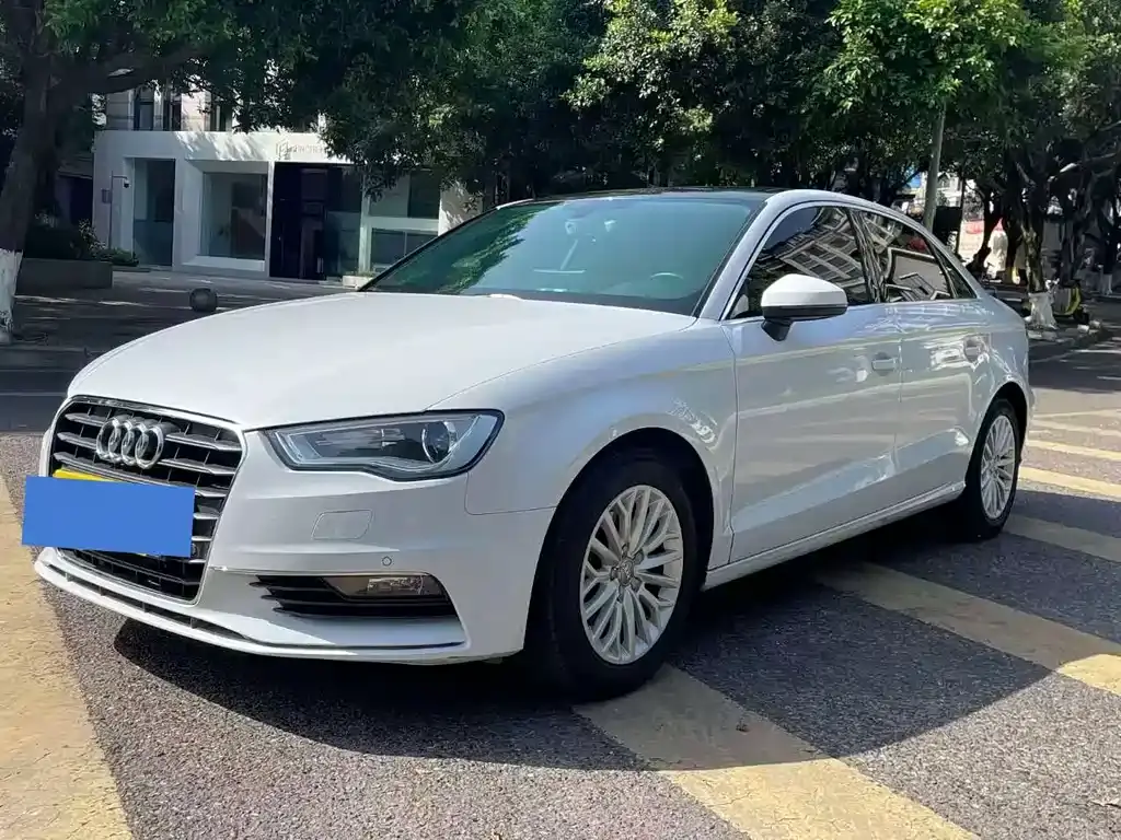 Audi A3 2016 Limousine 35 TFSI LinkedIn type