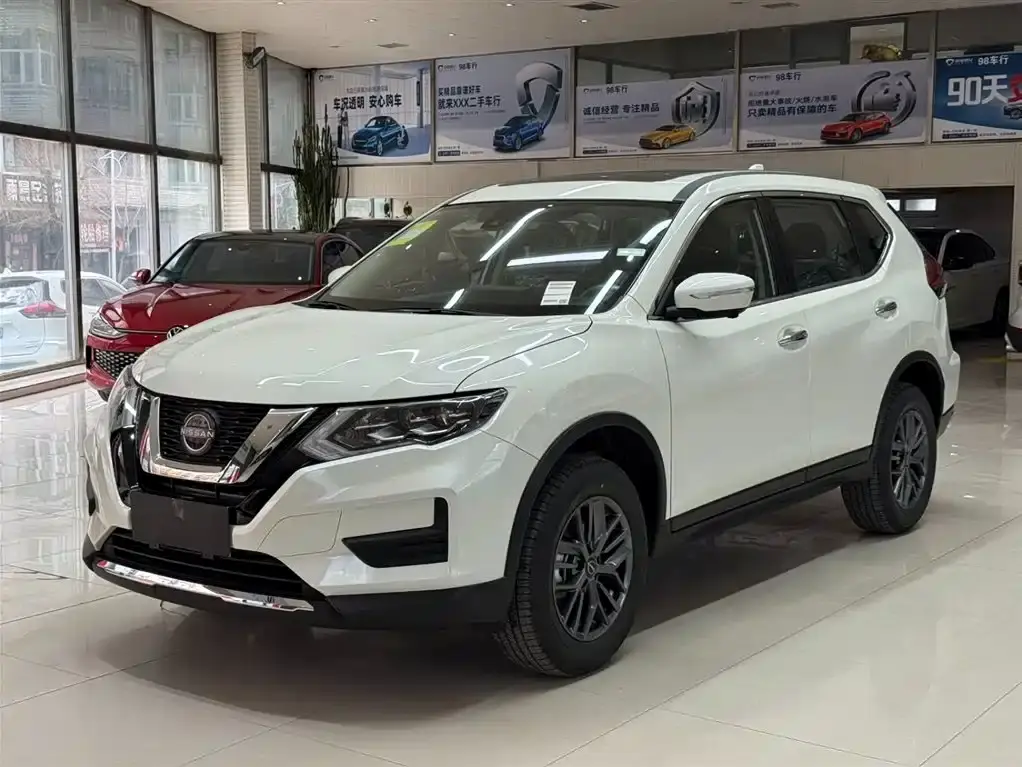 X-Trail 2025 Honor 2.0L Two-wheel Drive Leading Edition