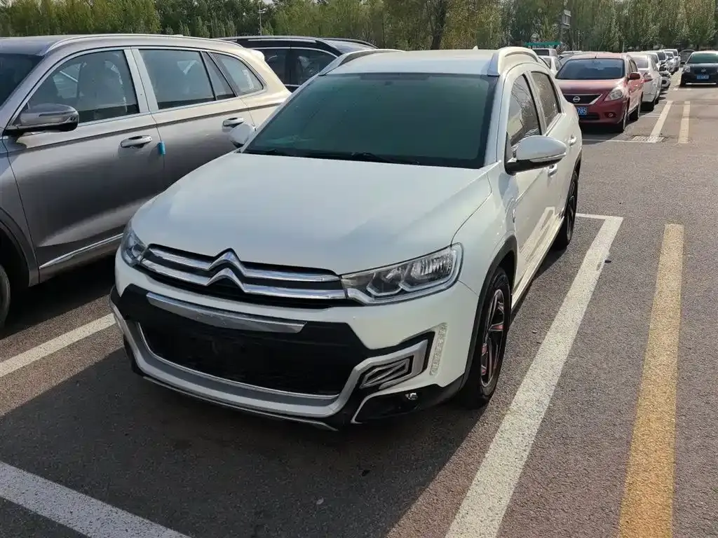 Citroen C3-XR 2015 1.6L Manual Pioneer