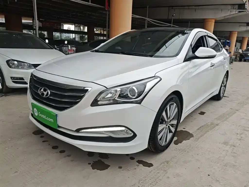 Famous picture 2014 1.8L automatic premium DLX