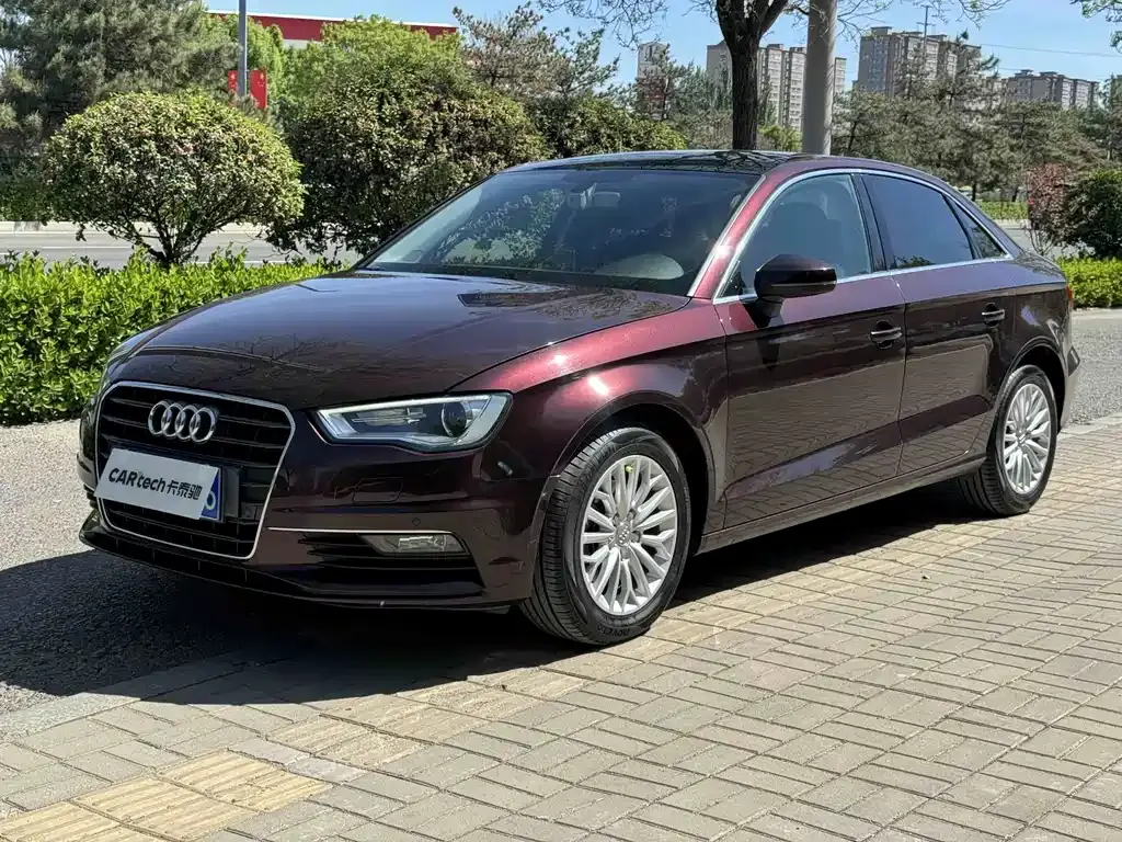 Audi A3 2016 Limousine 35 TFSI LinkedIn type